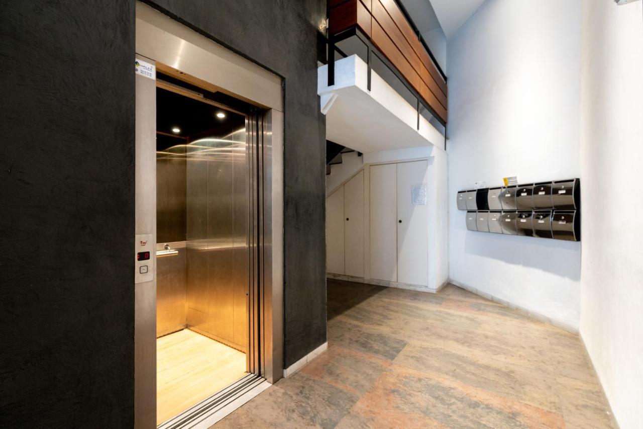 Cathedral Apartment, Upper Floor Apartment 塞维利亚 外观 照片